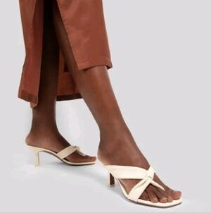 Neous Womens Cream Dofida Minimalist Quiet Luxury Italian Leather Heel 37.5